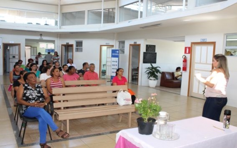 Centro de Saúde faz palestra sobre o “Outubro Rosa” em João Monlevade
