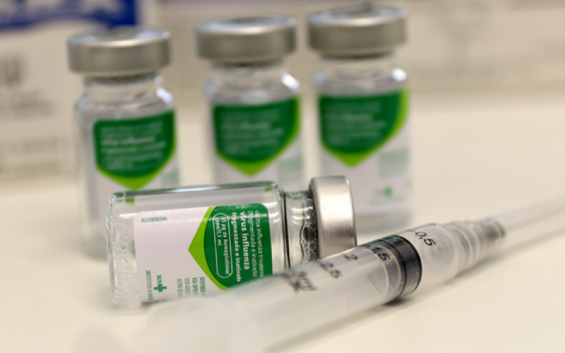 Prefeitura de João Monlevade aplica vacinas contra sarampo e gripe no feriado