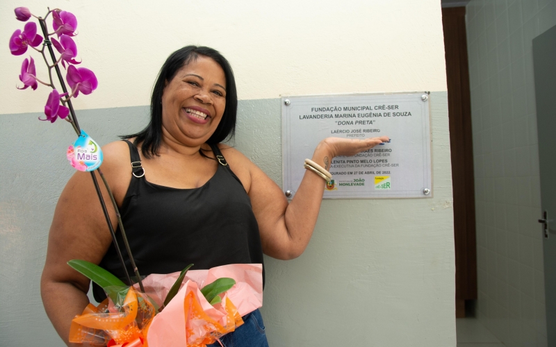Reforma da lavanderia da Fundação Crê-Ser é inaugurada e homenageia a ex-vereadora Dona Preta