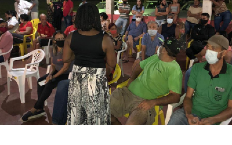 Assistência Social reúne com moradores para informar sobre o auxílio emergencial estadual
